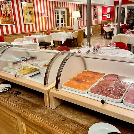 Les Maritonnes Parc & Vignoble Hotel Romaneche-Thorins Luaran gambar
