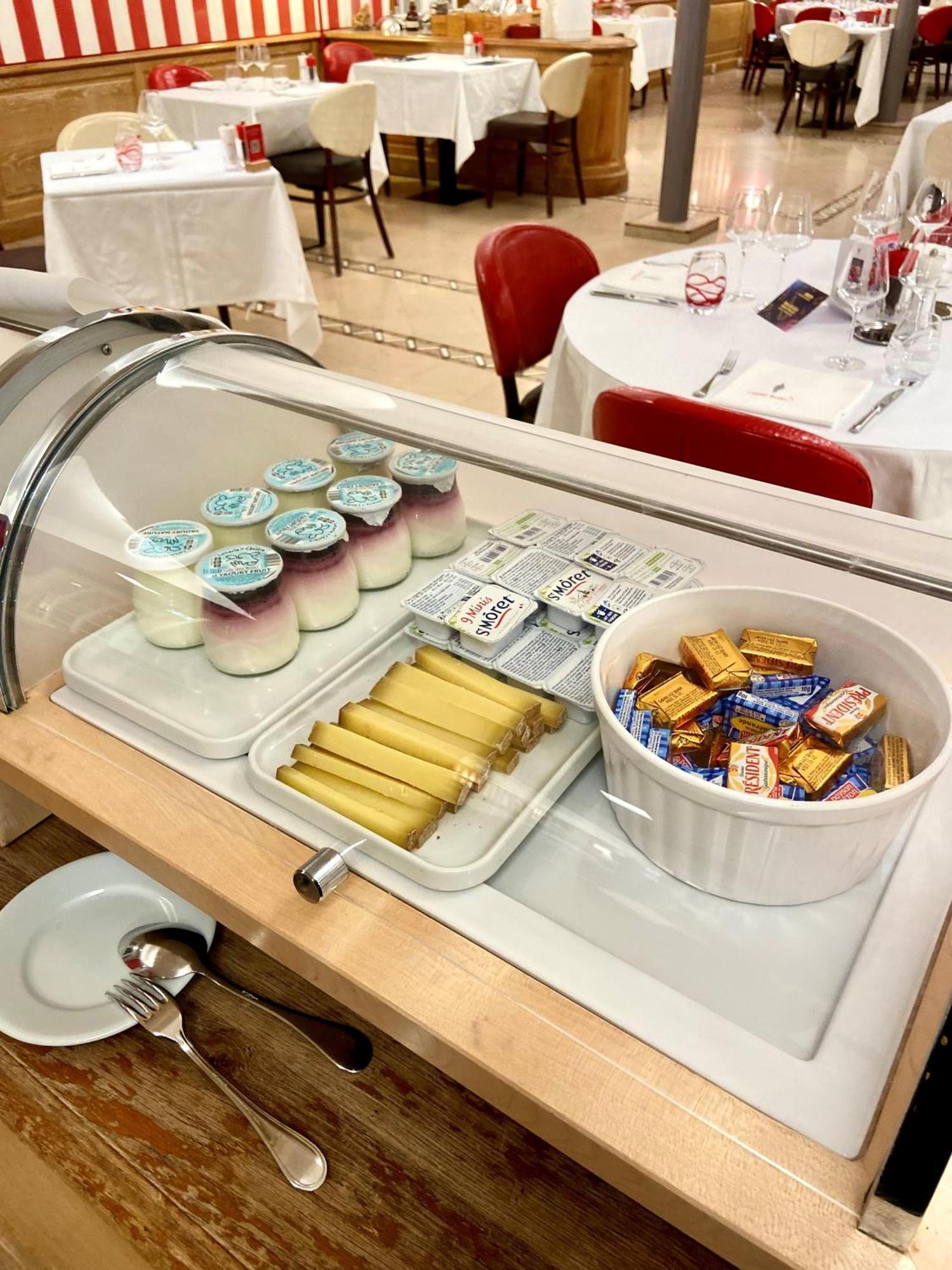 Les Maritonnes Parc & Vignoble Hotel Romaneche-Thorins Luaran gambar